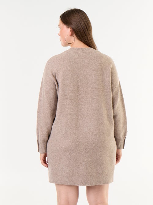 Robe pull en mail avec boutons fantaisie sur les manches - Kiabi