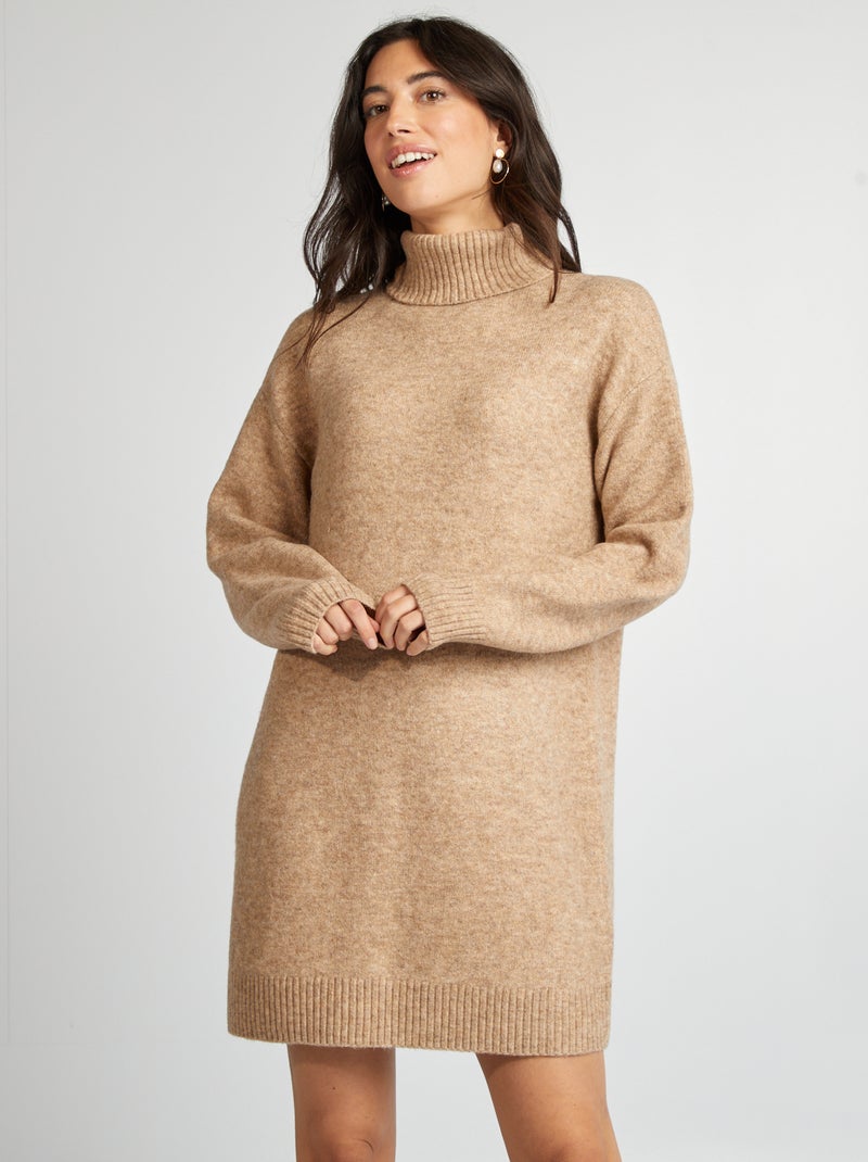 Robe pull en maille avec col roulé Beige - Kiabi
