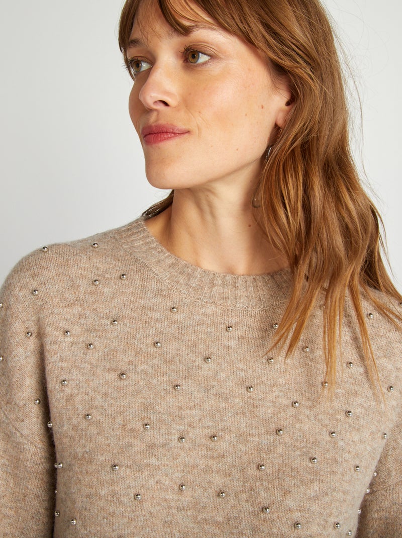 Robe pull en maille avec perles Beige - Kiabi