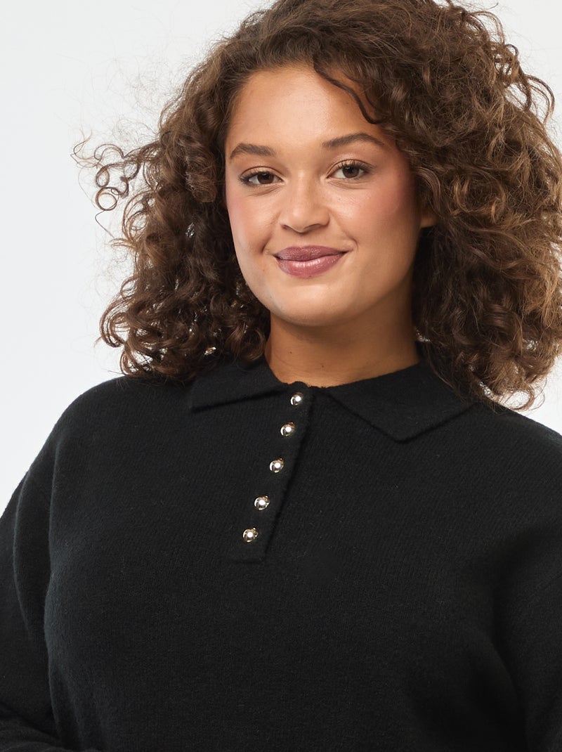 Robe pull en maille lourde avec boutons dorés au col Noir - Kiabi