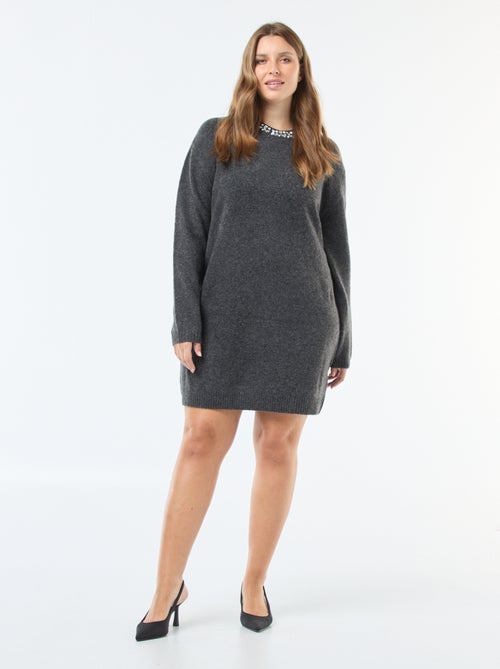 Robe pull en maille lourde avec strass au col - Kiabi