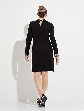 Robe-pull noire effet 2 en 1 voile imprimé léopard