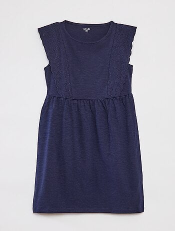 Robe sans manches avec broderies anglaises