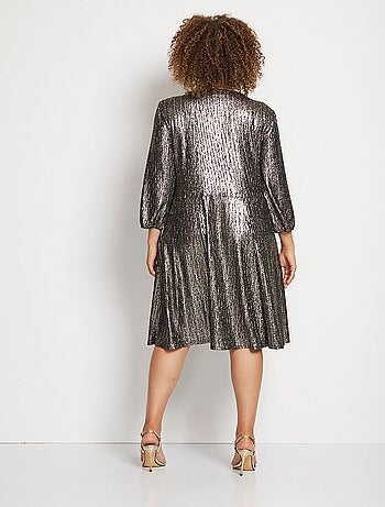 Robe scintillante encolure cache-coeur