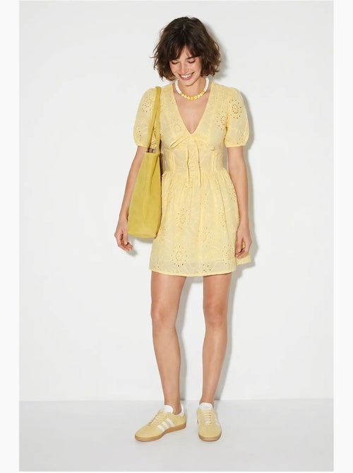 Robe skater courte brodée lucci - Kiabi
