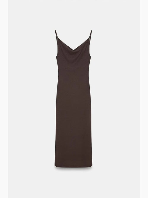 Robe slip midi sans manches dilvin - Kiabi Robe slip midi sans manches dilvin - Kiabi