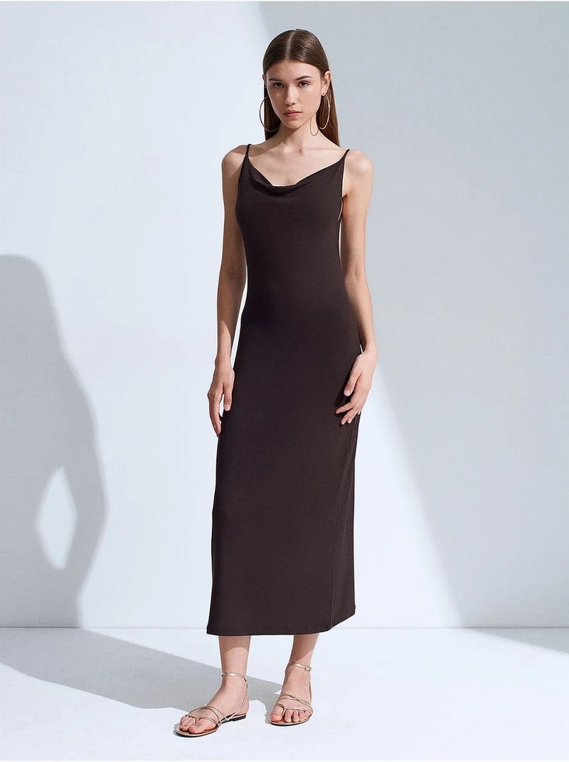 Robe slip midi sans manches dilvin Marron chocolat - Kiabi