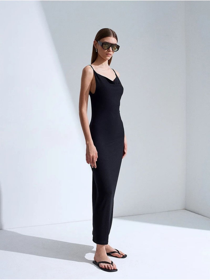 Robe slip midi sans manches dilvin Noir - Kiabi