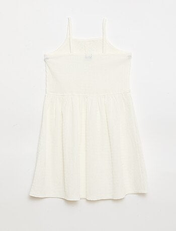Robe smockée à fines bretelles