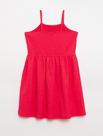 Robe smockée à fines bretelles