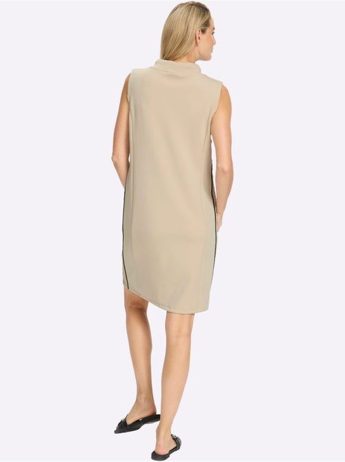 Robe sweat rayures contrastées - taille standard - helline - Kiabi Robe sweat rayures contrastées - taille standard - helline - Kiabi