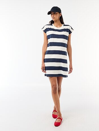 Robe t-shirt à manches courtes