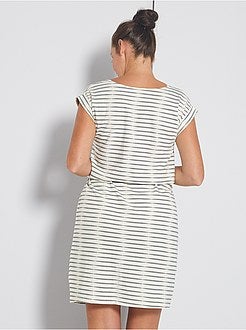 Robe T-shirt avec ceinture corde - Kiabi
