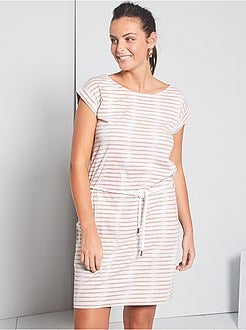 Robe T-shirt avec ceinture corde - Kiabi