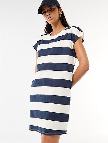 Robe t-shirt courte à manches corutes