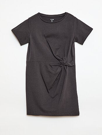 Robe t-shirt mi-longue avec nœud fantaisie devant
