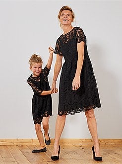 Robe toute en dentelle - Kiabi