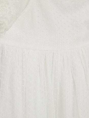 Robe trapèze en tulle plumetis