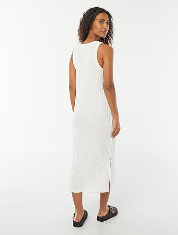 Robe unie sans manches