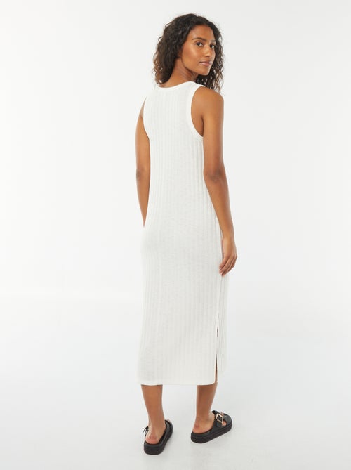 Robe unie sans manches - Kiabi