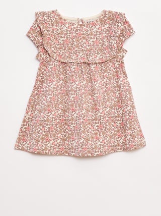 Robe volantée à manches courtes