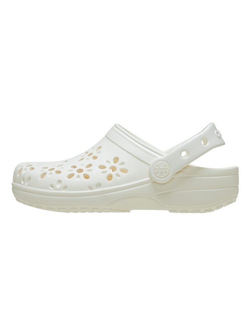Sabot à Enfiler Crocs Classic Floral Cut Out Clog - Kiabi