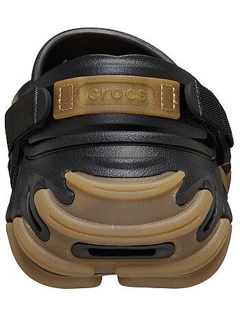 Sabot à Scratch Crocs Echo Gum Clog
