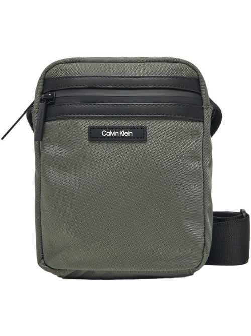 Sac à Bandoulière Homme Calvin Klein Jeans Essential - Kiabi Sac à Bandoulière Homme Calvin Klein Jeans Essential - Kiabi