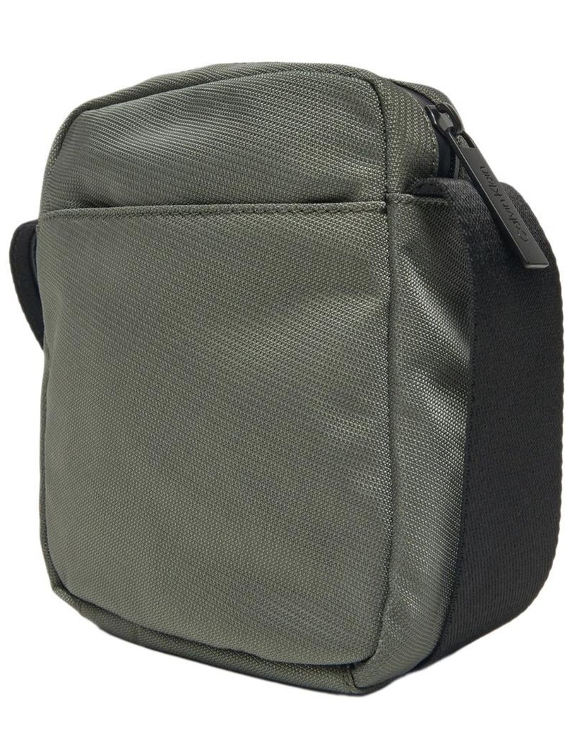 Sac à Bandoulière  Homme Calvin Klein Jeans Essential Gris - Kiabi