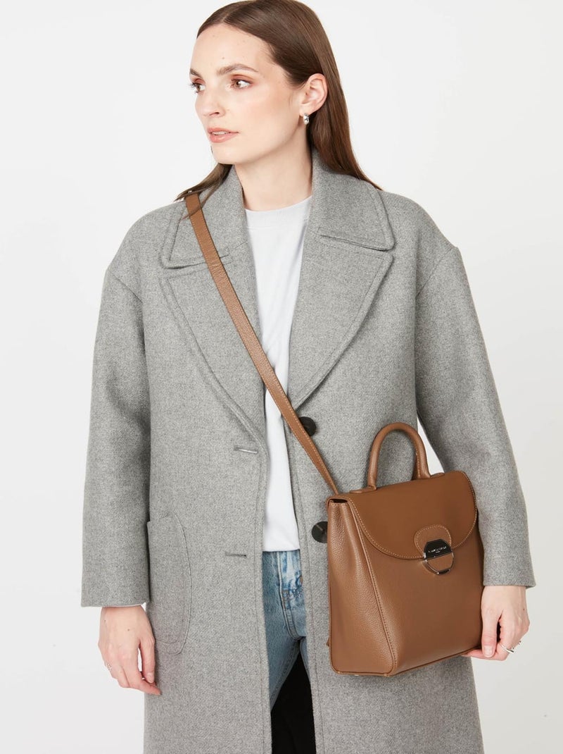 Sac à dos A rabat avec fermoir Pia Lancaster Marron - Kiabi
