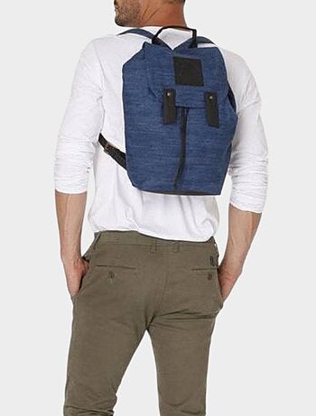 Sac à dos avec fermeture bouton à aimant