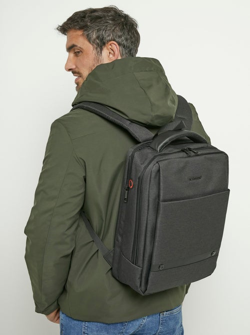 Sac à dos homme multipoches zippé - AFIBEL - Kiabi Sac à dos homme multipoches zippé - AFIBEL - Kiabi