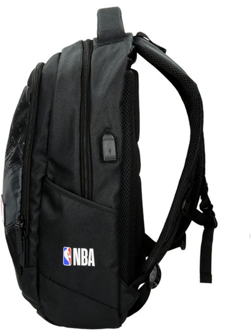 Sac à dos scolaire NBA Basket USA panneau imprimé effet polyester et port USB - Kiabi Sac à dos scolaire NBA Basket USA panneau imprimé effet polyester et port USB - Kiabi
