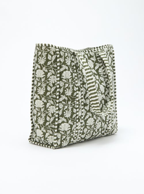 Sac cabas matelassé motif fleurs - Kiabi Sac cabas matelassé motif fleurs - Kiabi