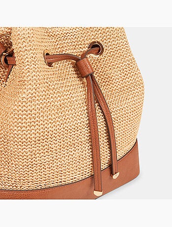 Sac seau en rafia
