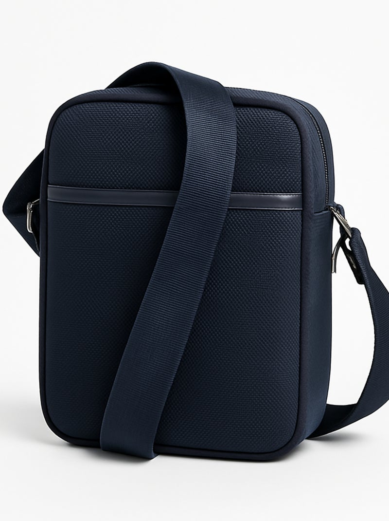 Day Out | Sac à bandoulière pour homme | Tissu bleu marine | Bally