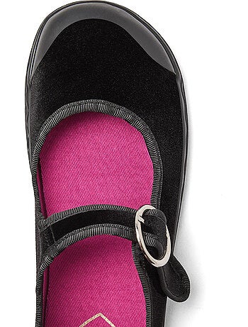 Salomés conguitos barefoot
