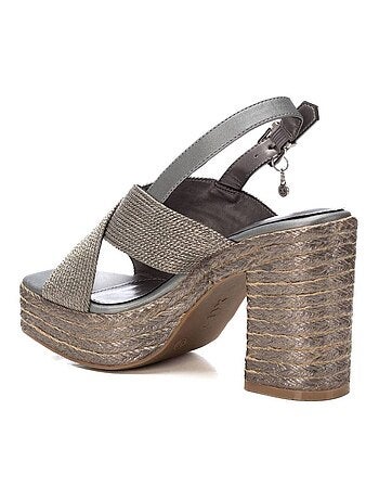 Sandale à talon boucle