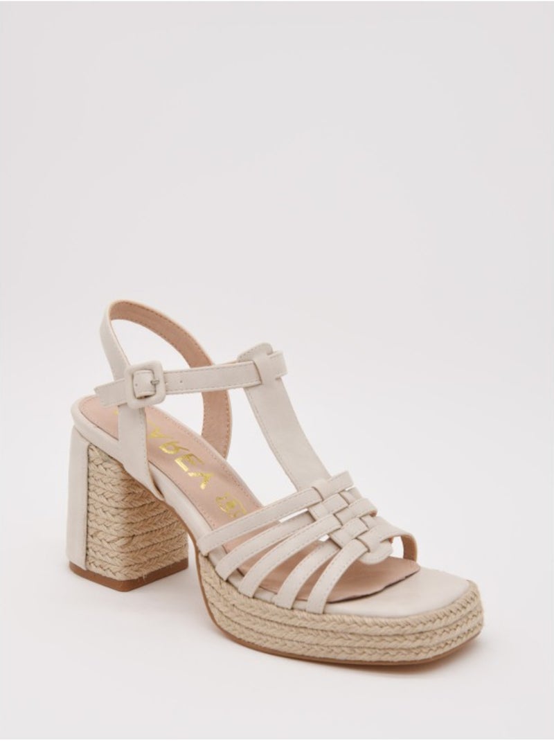 Sandale à Talons Matériau Synthétique Montevita Beige - Kiabi