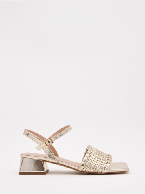 Sandale à Talons Matériau Synthétique Montevita - Kiabi Sandale à Talons Matériau Synthétique Montevita - Kiabi