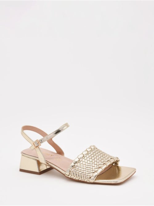 Sandale à Talons Matériau Synthétique Montevita - Kiabi Sandale à Talons Matériau Synthétique Montevita - Kiabi