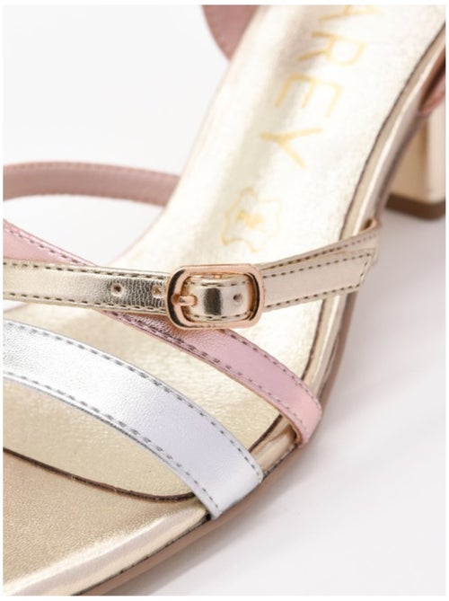 Sandale à Talons Matériau Synthétique Montevita - Kiabi Sandale à Talons Matériau Synthétique Montevita - Kiabi