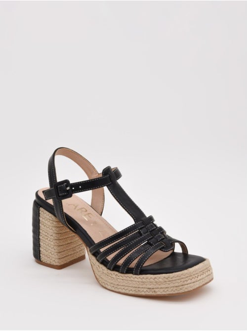 Sandale à Talons Matériau Synthétique Montevita - Kiabi Sandale à Talons Matériau Synthétique Montevita - Kiabi
