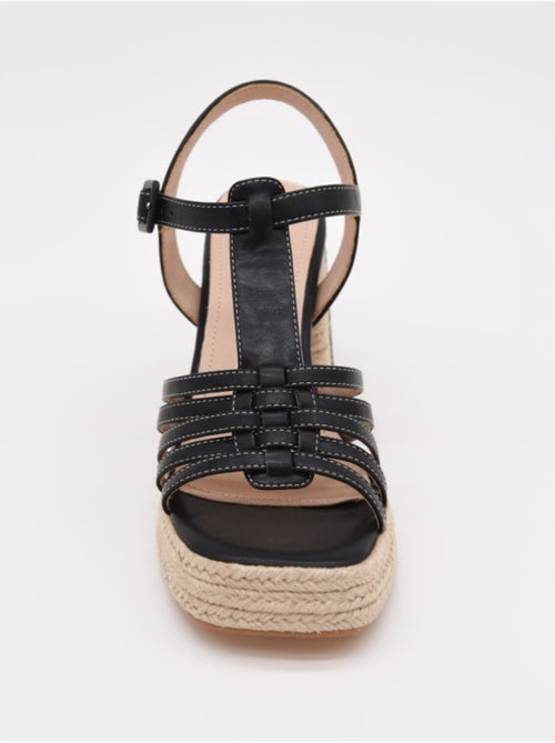 Sandale à Talons Matériau Synthétique Montevita - Kiabi Sandale à Talons Matériau Synthétique Montevita - Kiabi