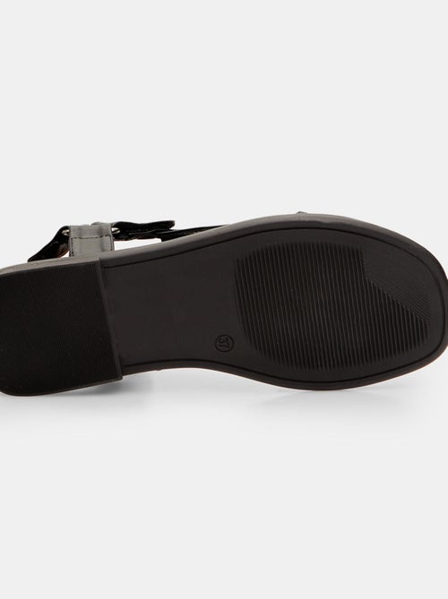 Sandale avec sangle BATA - Kiabi Sandale avec sangle BATA - Kiabi