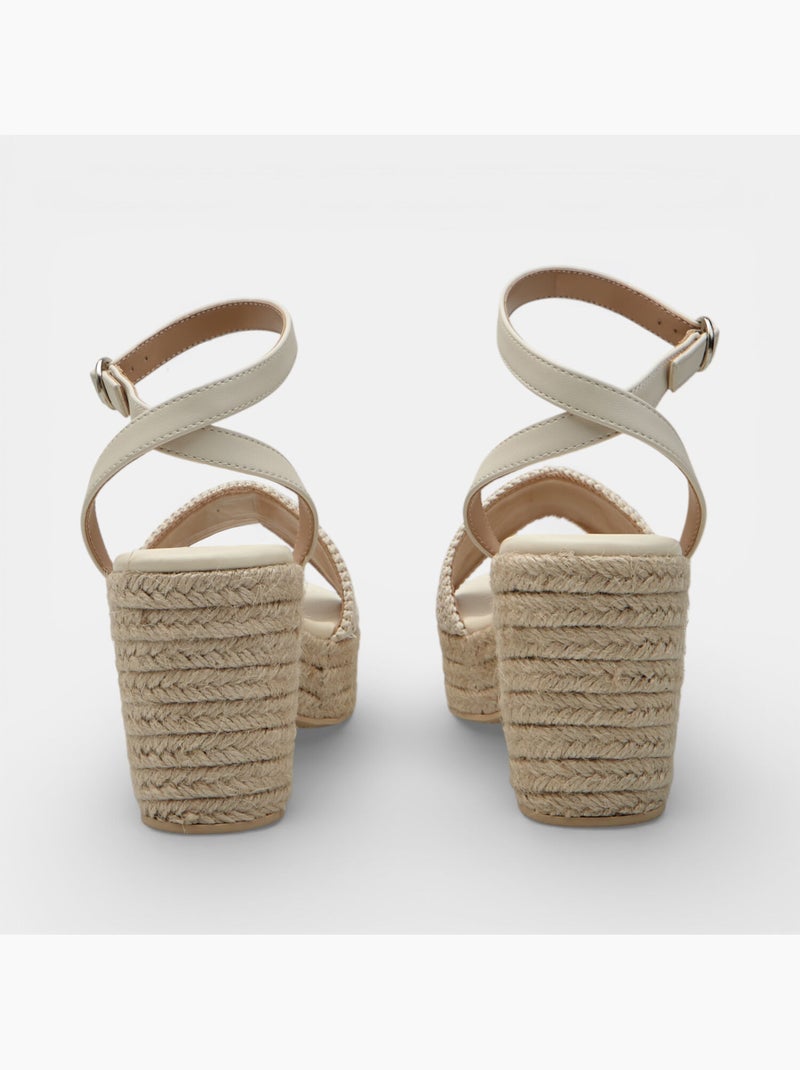 Sandale avec semelle compensée et bride à la cheville Bata Blanc - Kiabi