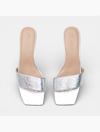 Sandale avec talon Bata