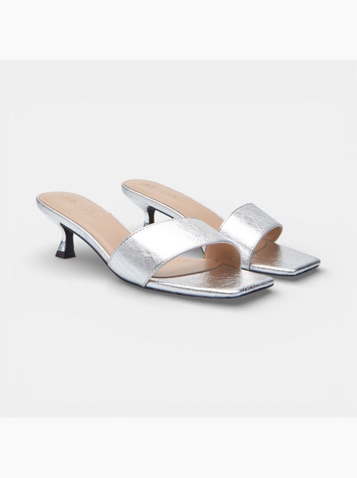 Sandale avec talon Bata - Kiabi