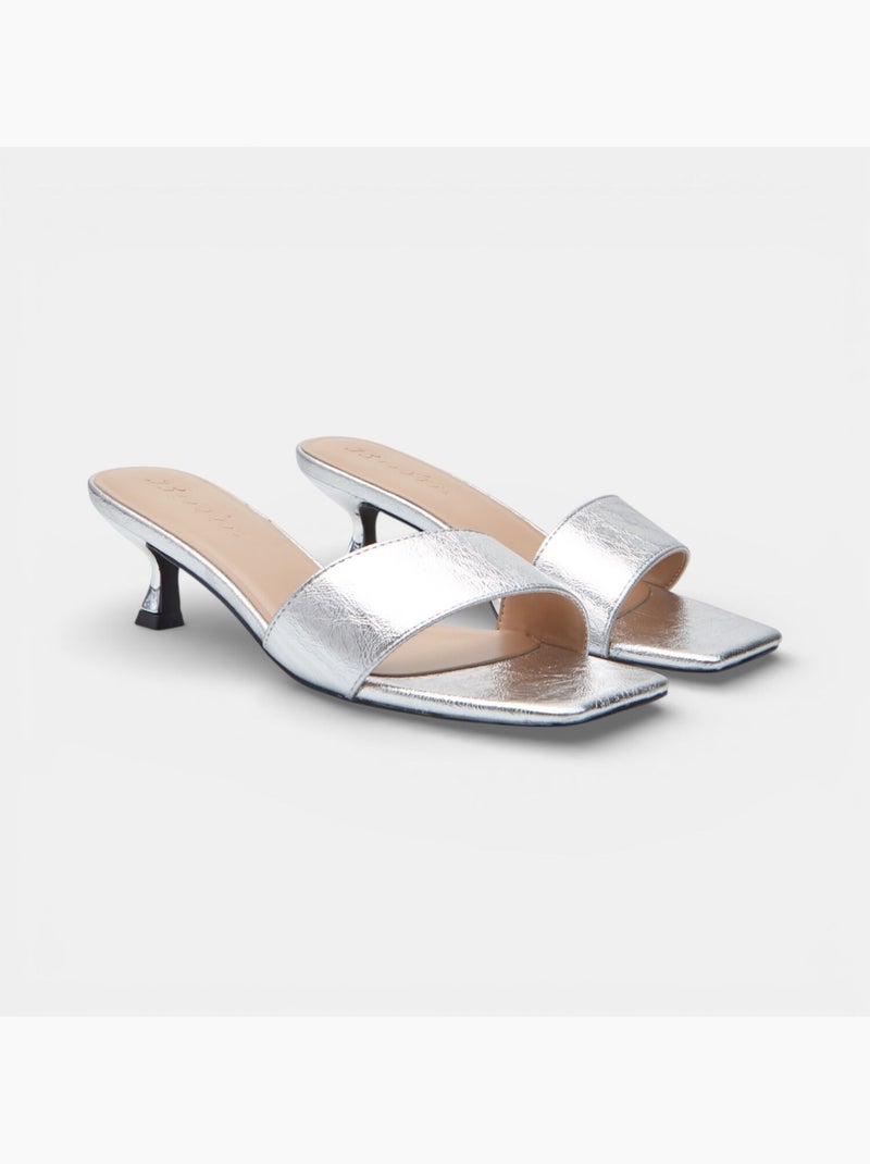 Sandale avec talon Bata Argent - Kiabi