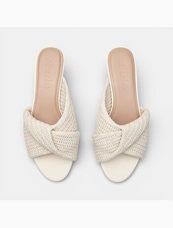 Sandale avec talon Bata